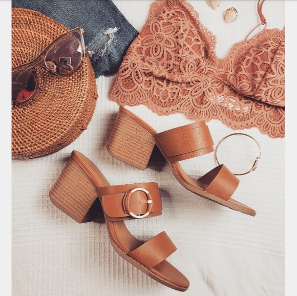 Shoes - SUMMER collection// double strap camel heel
